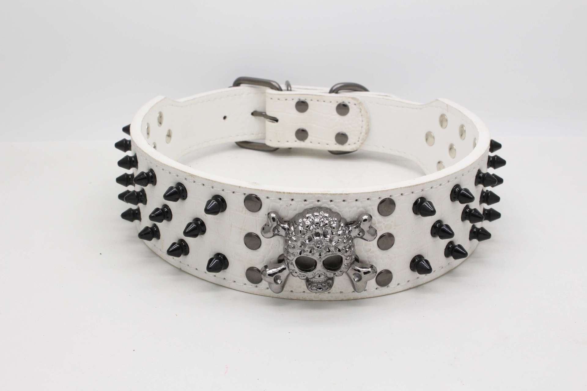 Awesome Skull Stud Dog Collar - Juhami Store